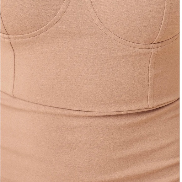 Dress - Picture 4 of 5